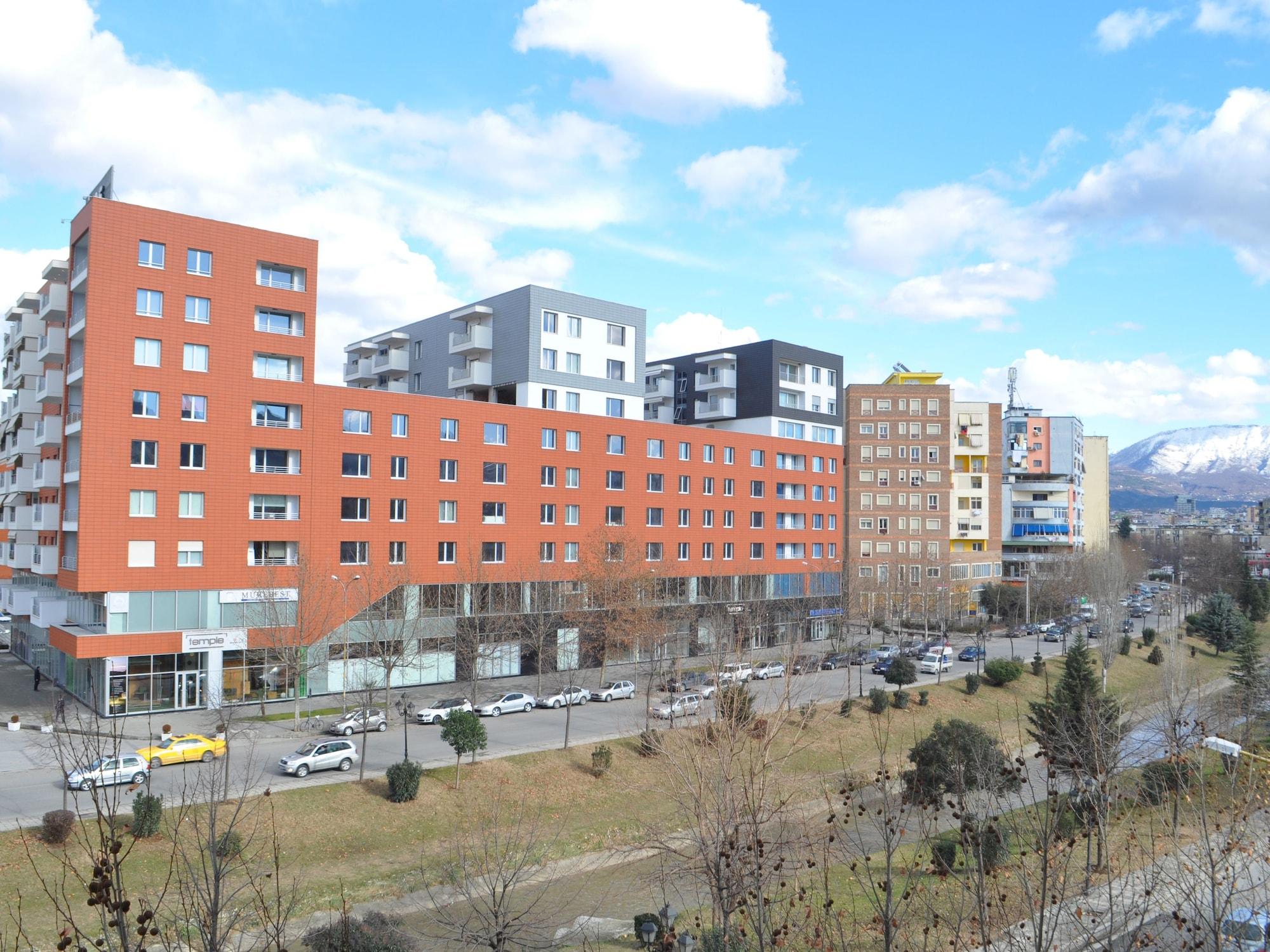 Oda Hotel Tirana Exteriör bild